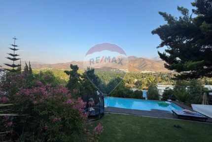 Venta De Casa En Cerro Mirador