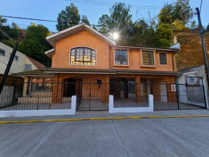 Venta De Hermosa Casa En Viña Del Mar